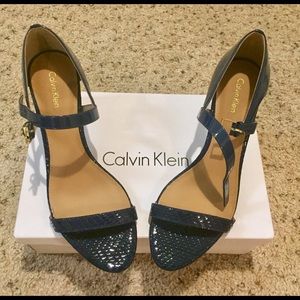 New Calvin klein heels, size 9.5.